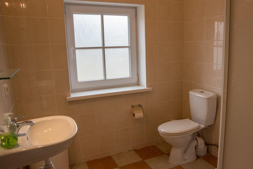 Fox House Hotel Pelči Kültér fotó