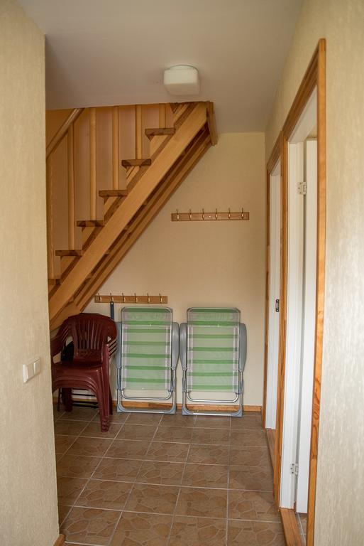 Fox House Hotel Pelči Kültér fotó